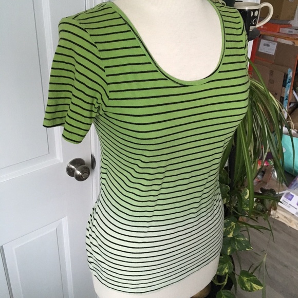 Striped Green Ombre Top - Picture 2 of 3